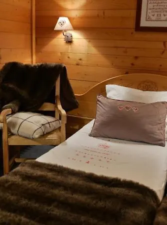 Cafe-hotel Le Morillon, Domaine Du Grand Massif-samoens 3* Morillon
